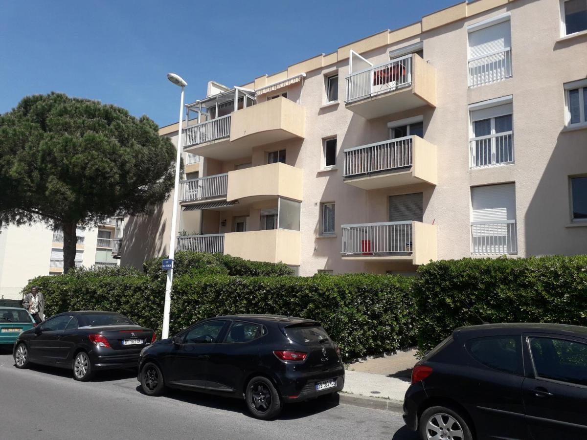 Charmant Studio Avec Climatisation Et Parking Perpignan Luaran gambar